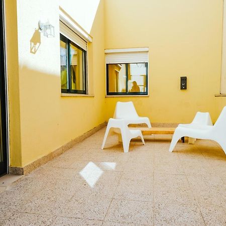 Help Yourself Hostels - Restelo Lizbona Zewnętrze zdjęcie