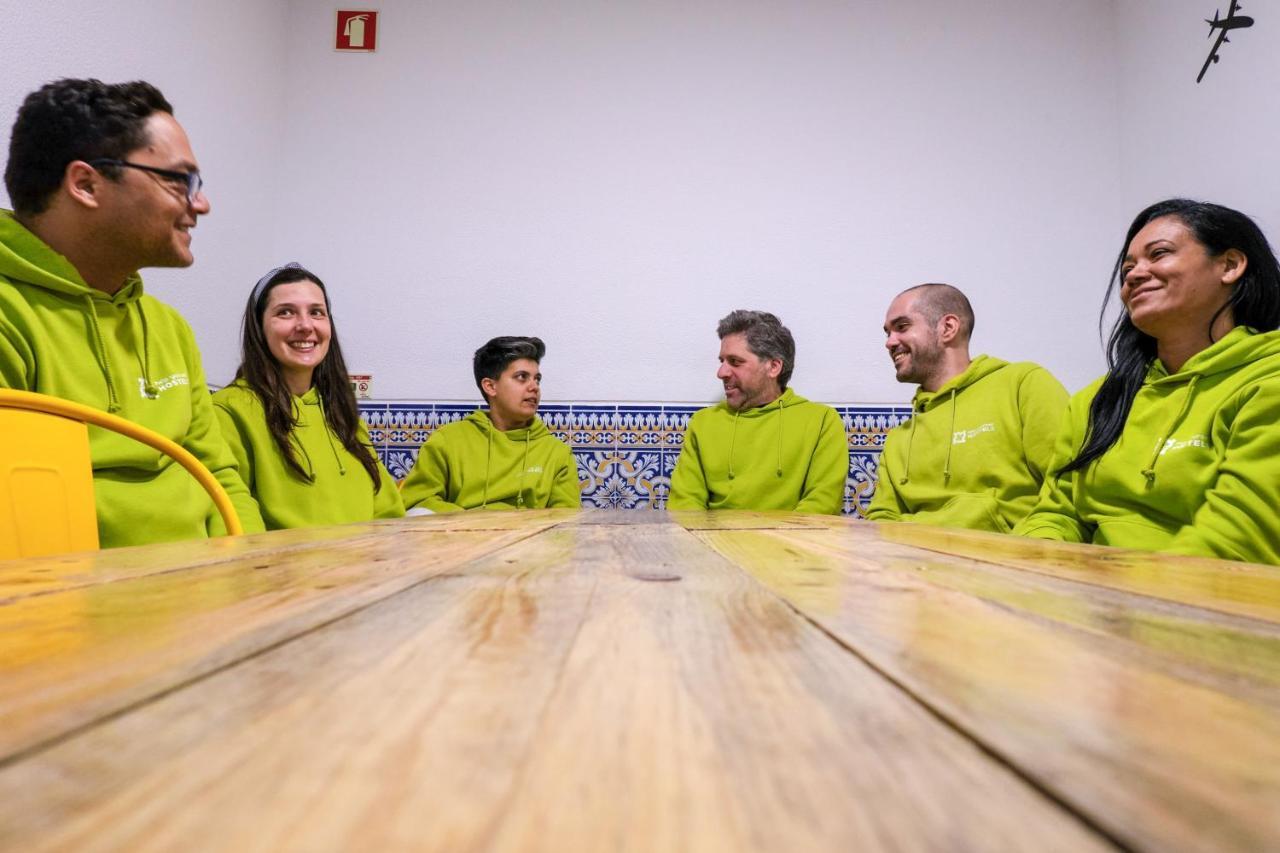 Help Yourself Hostels - Restelo Lizbona Zewnętrze zdjęcie