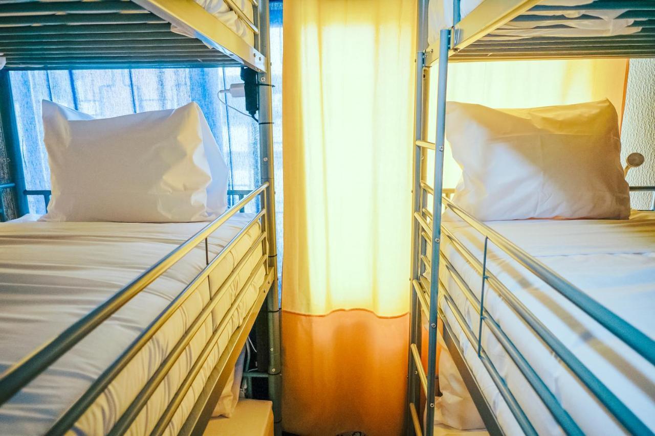 Help Yourself Hostels - Restelo Lizbona Zewnętrze zdjęcie