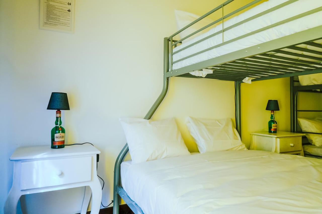 Help Yourself Hostels - Restelo Lizbona Zewnętrze zdjęcie